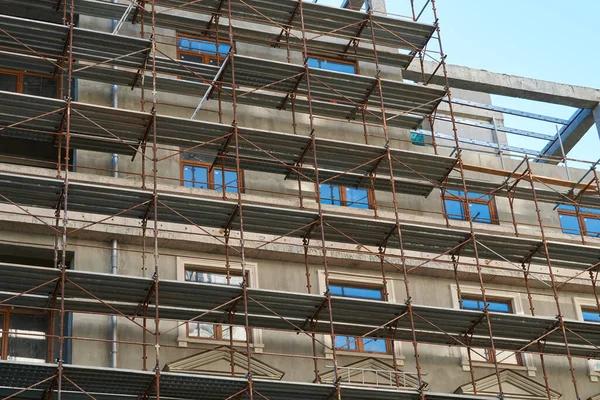 How to Maintain Structural Integrity in Older Buildings